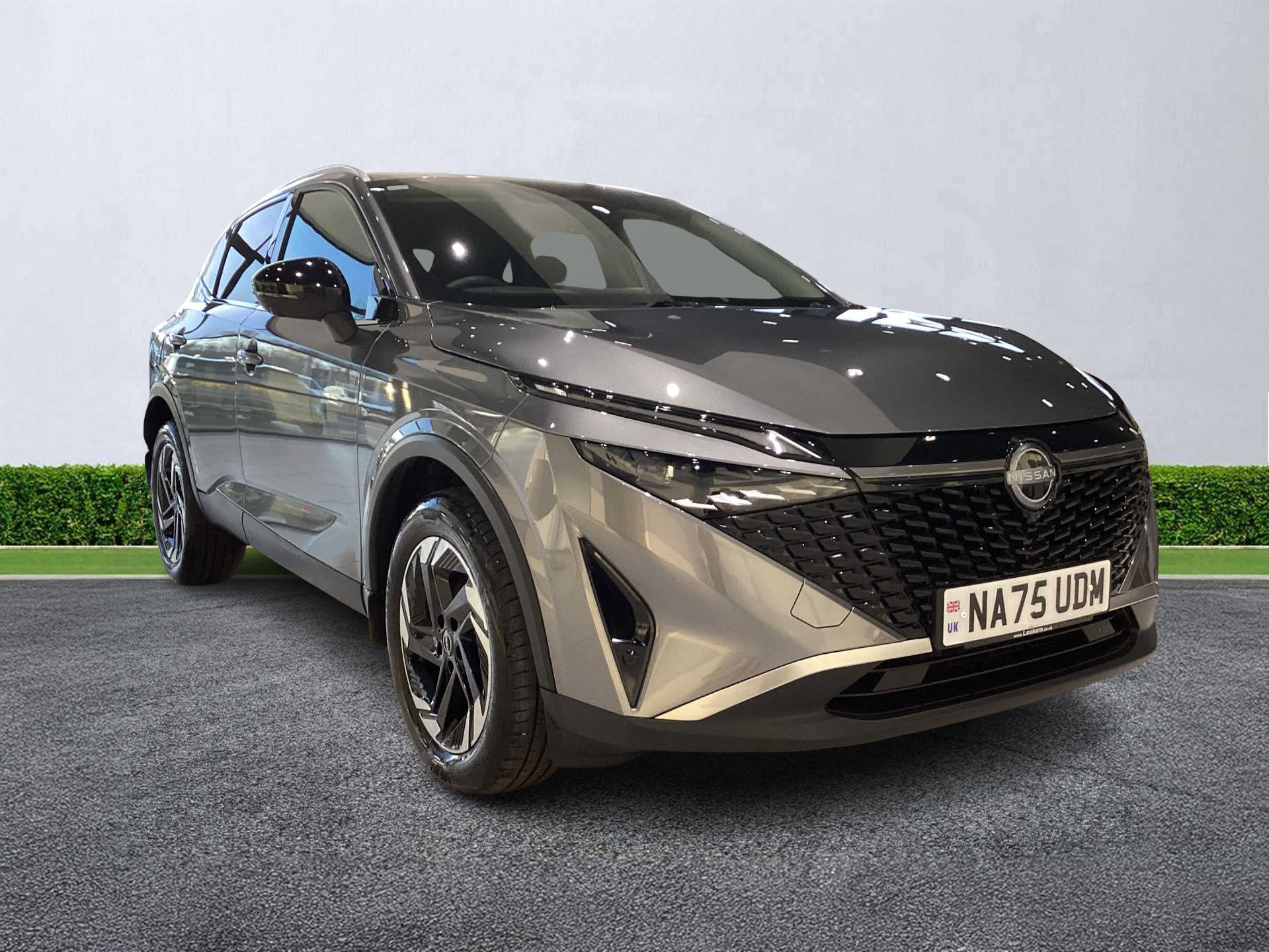 Nissan Qashqai 1.3 Dig-t Mh N-connecta NA75UDM Grey