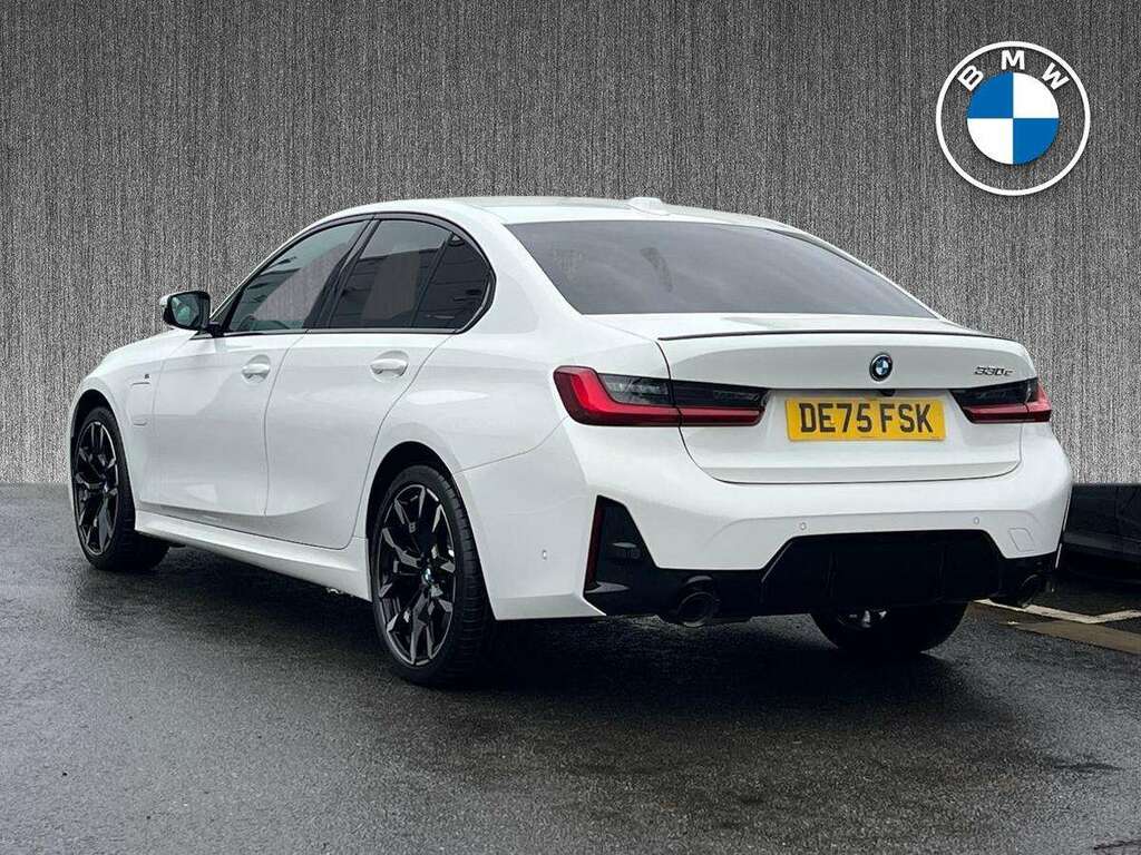 BMW 3 Series 330E 22.3 Kwh M Sport Step Pro Pack DE75FSK White #2