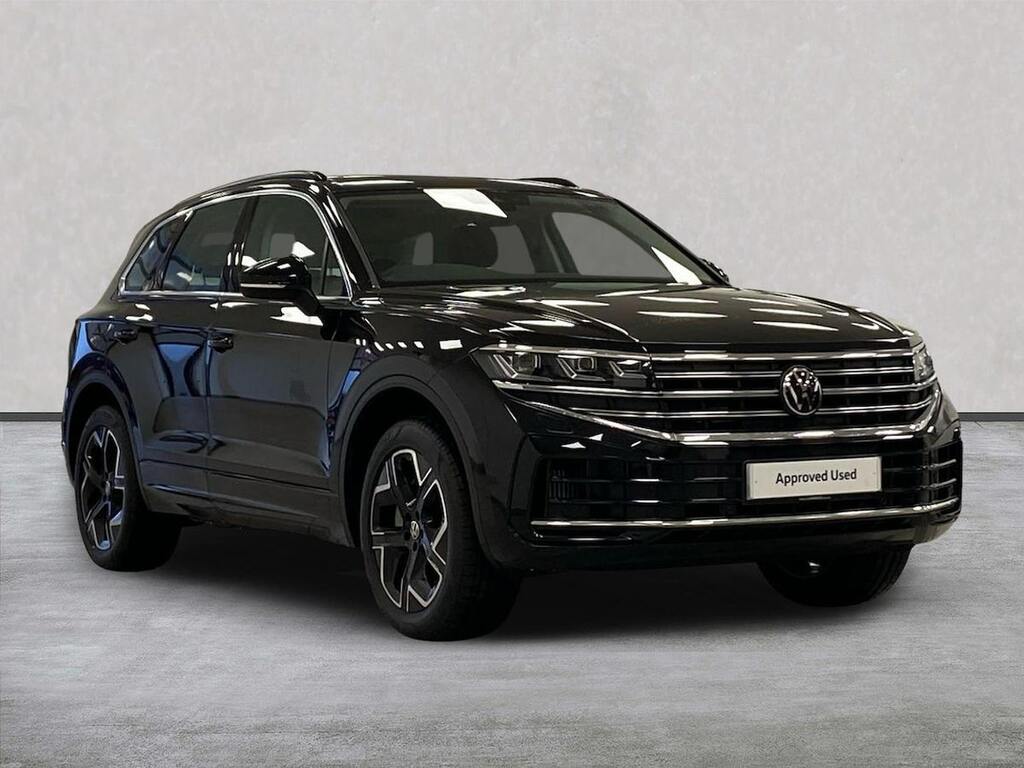 Volkswagen Touareg 3.0 Tsi Ehybrid 4Motion Elegance Tip Black