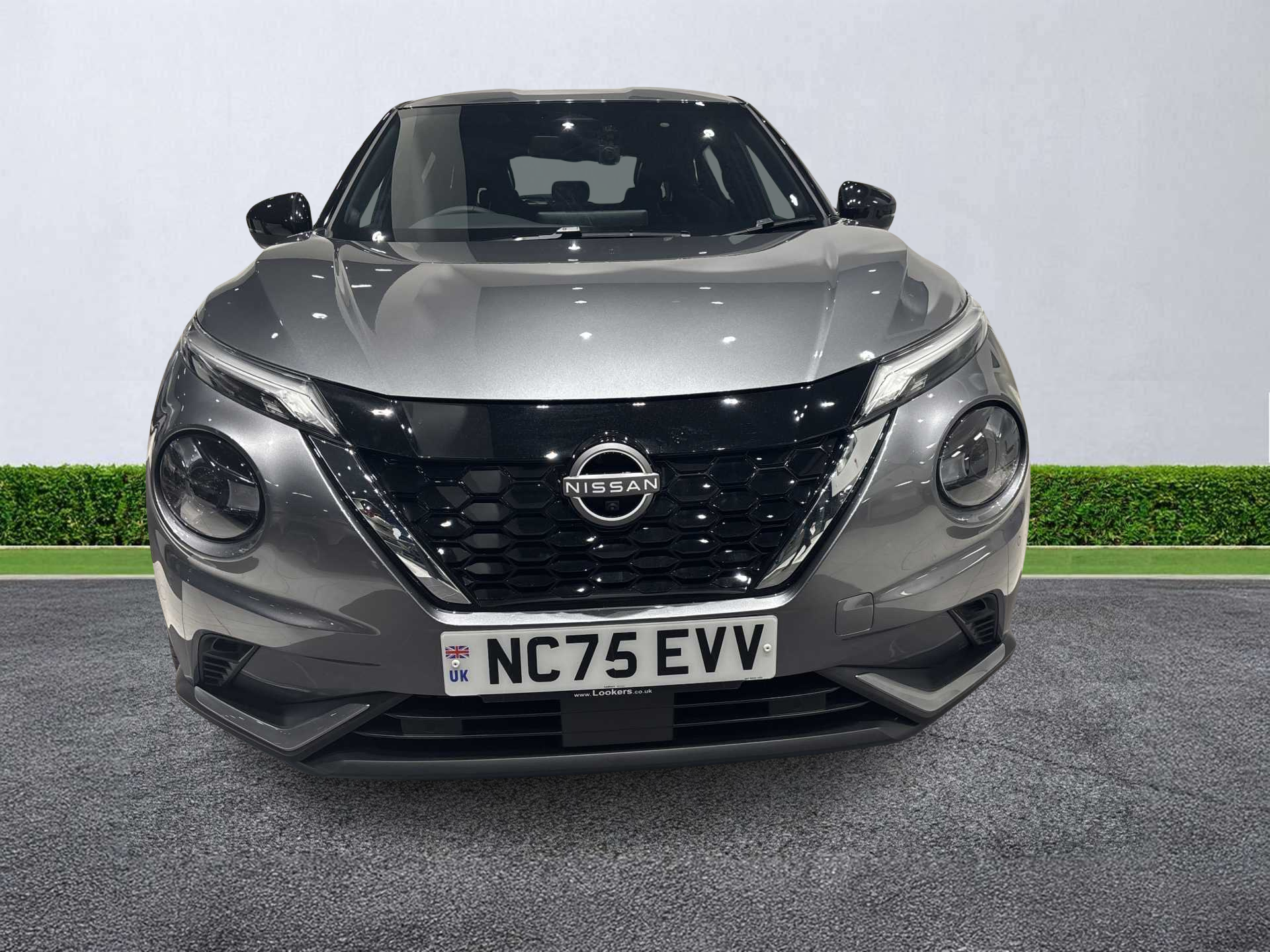 Nissan Juke 1.6 Hybrid Tekna NC75EVV Grey #4