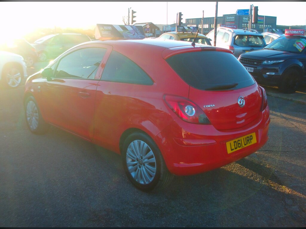 Vauxhall Corsa 1.2 16V Excite Hatchback LD61URP Red #4
