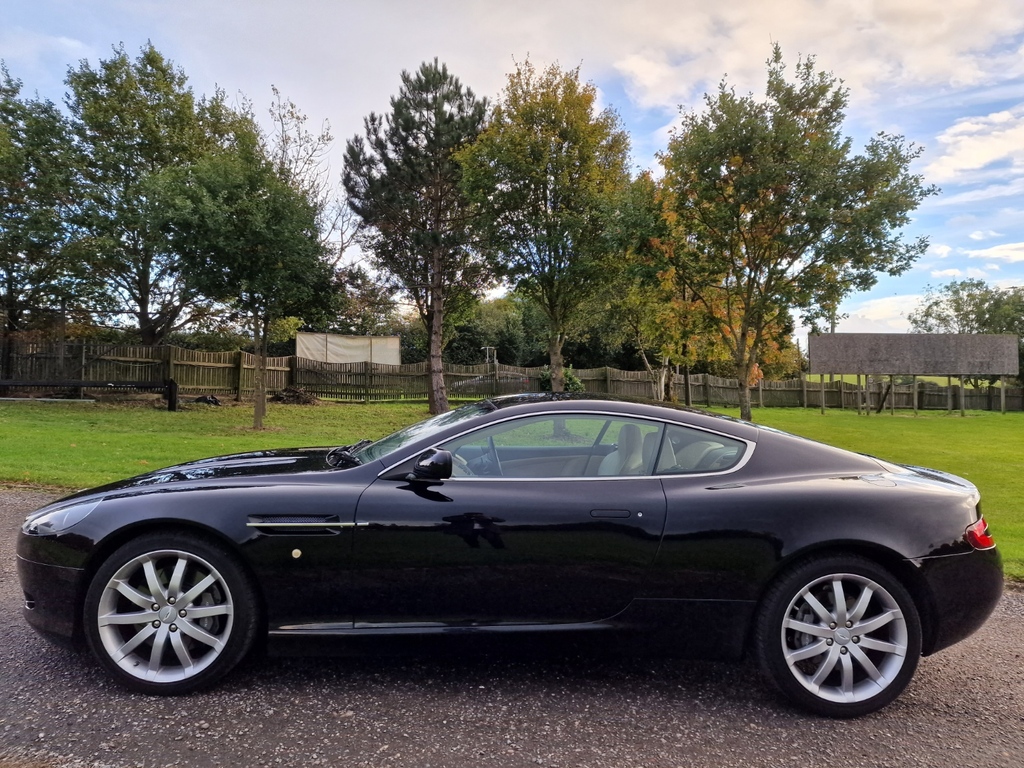 Aston Martin DB9 5 9 Seq #4