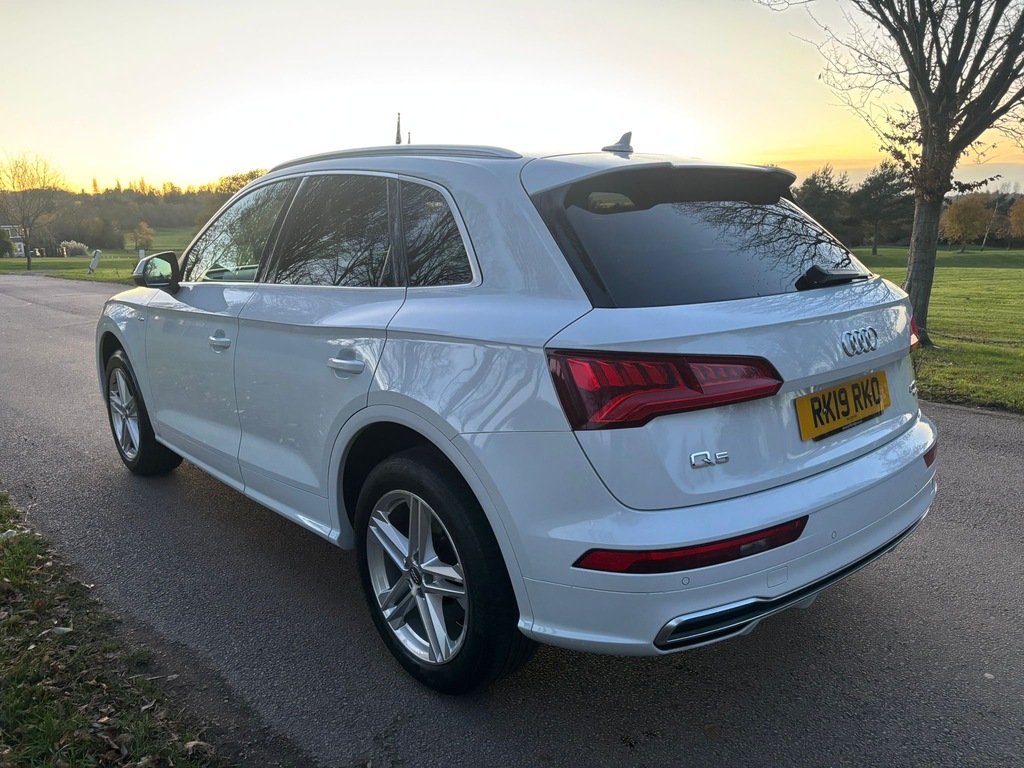 Audi Q5 2 0 Tdi 40 S Line S Tronic Quattro RK19RKO  #5