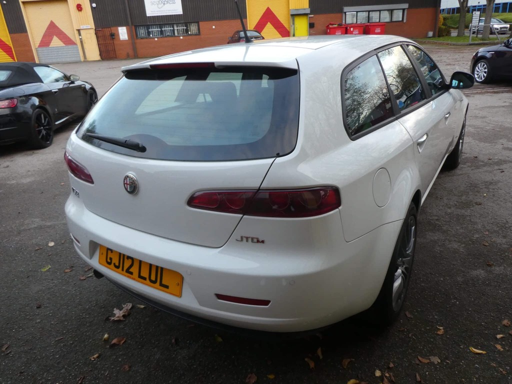 Alfa Romeo 159 Sportwagon 2.0 Jtdm 16V 170 Lusso Sportwagon 12 2012  #5