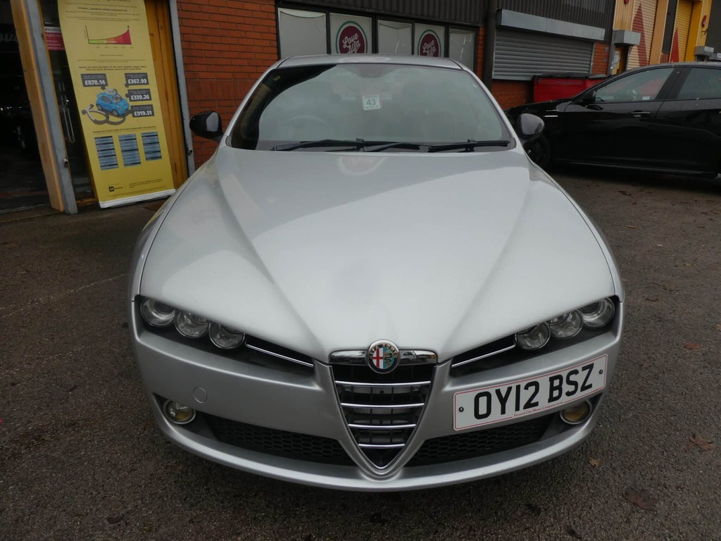 Alfa Romeo 159 Lusso Silver #1