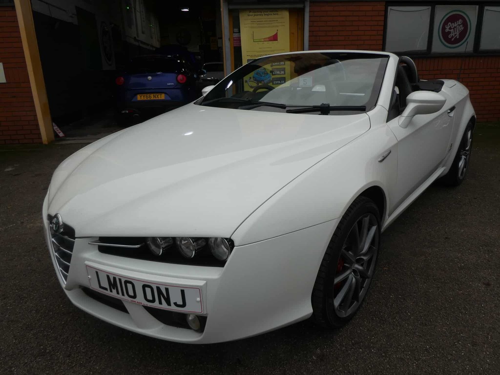 Alfa Romeo Spider Black #1