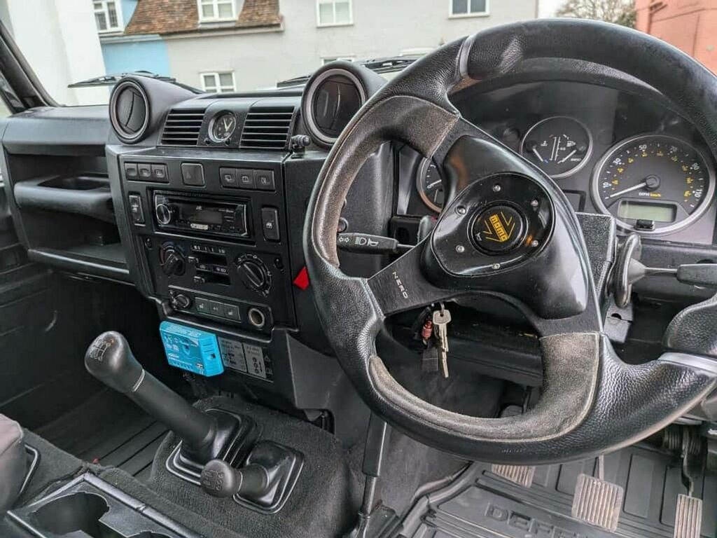 Land Rover Defender Diesel Black #3