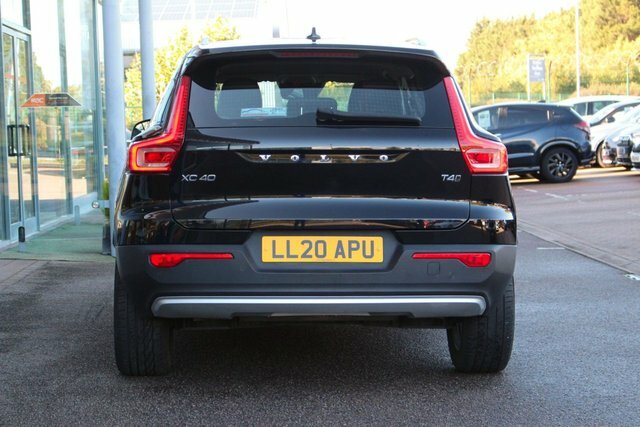Volvo XC40 2.0 T4 Momentum Pro Suv Awd Euro 6 LL20APU Black #6