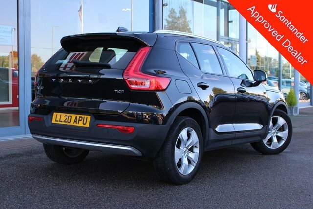 Volvo XC40 2.0 T4 Momentum Pro Suv Awd Euro 6 LL20APU Black #3