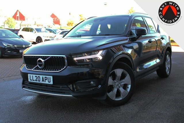Volvo XC40 2.0 T4 Momentum Pro Suv Awd Euro 6 LL20APU Black #4