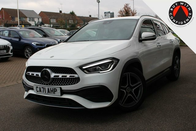 Mercedes-Benz GLA Class 1.3 Gla200 Amg Line Premium Suv 7G-dc CA71AHP White #4