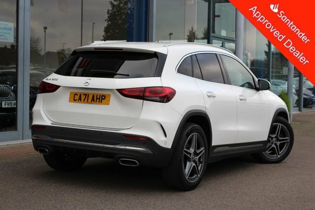 Mercedes-Benz GLA Class 1.3 Gla200 Amg Line Premium Suv 7G-dc CA71AHP White #3