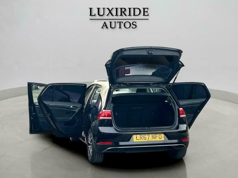 Volkswagen Golf 1.0 Tsi Se Nav Black #5