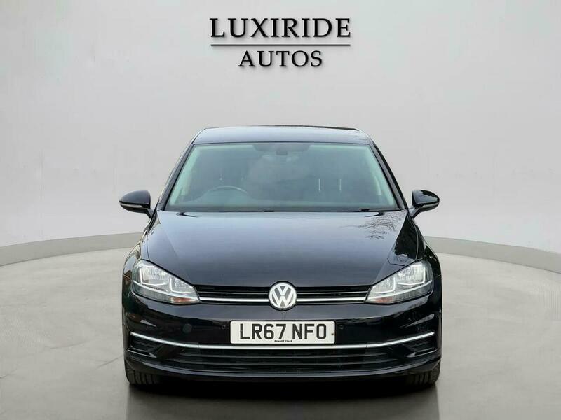 Volkswagen Golf 1.0 Tsi Se Nav Black #3