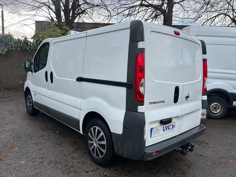 Nissan Primastar Dci 2700 Se L1 White #9