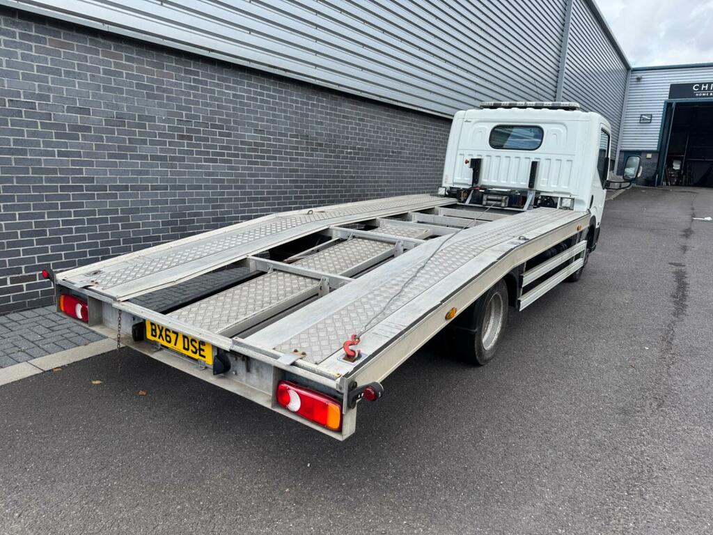 Nissan NT400 3.0 Dci 45.15 2017 White #2