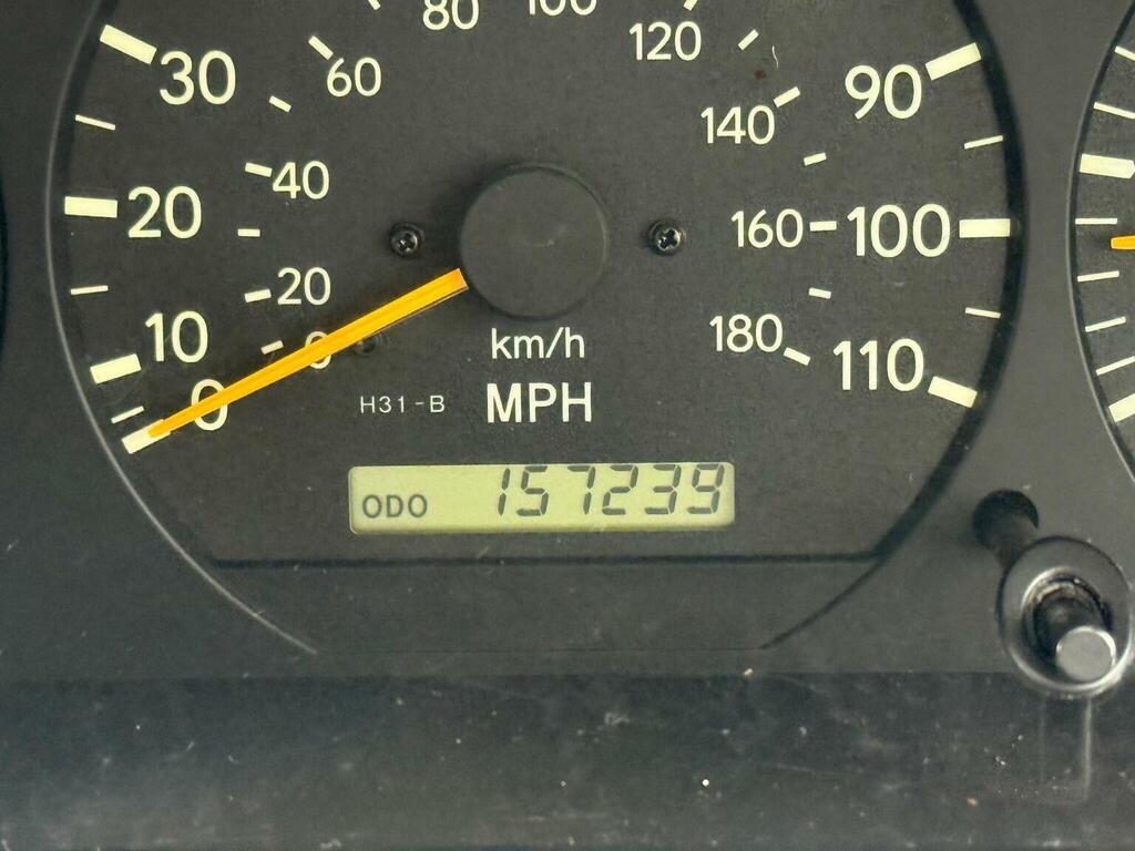 Toyota HiAce 2.4 2001 Silver #37