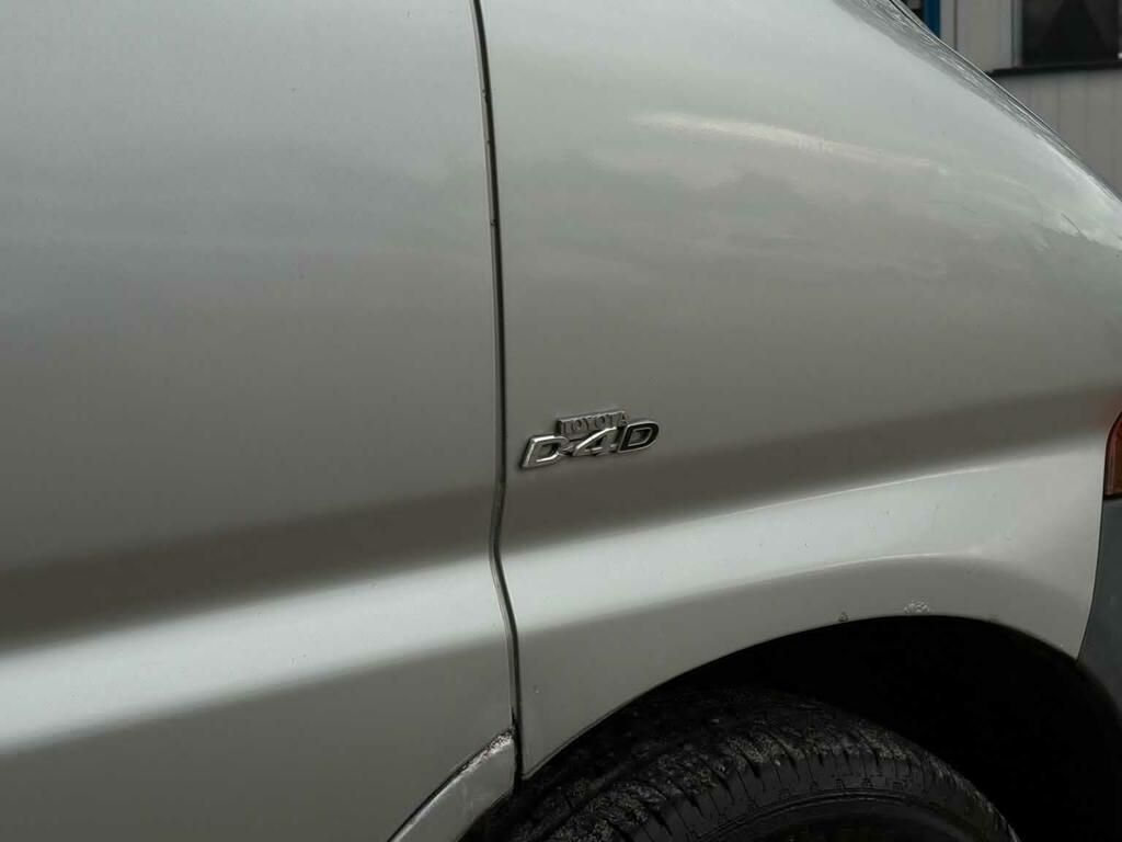 Toyota HiAce 2.4 2001 Silver #5