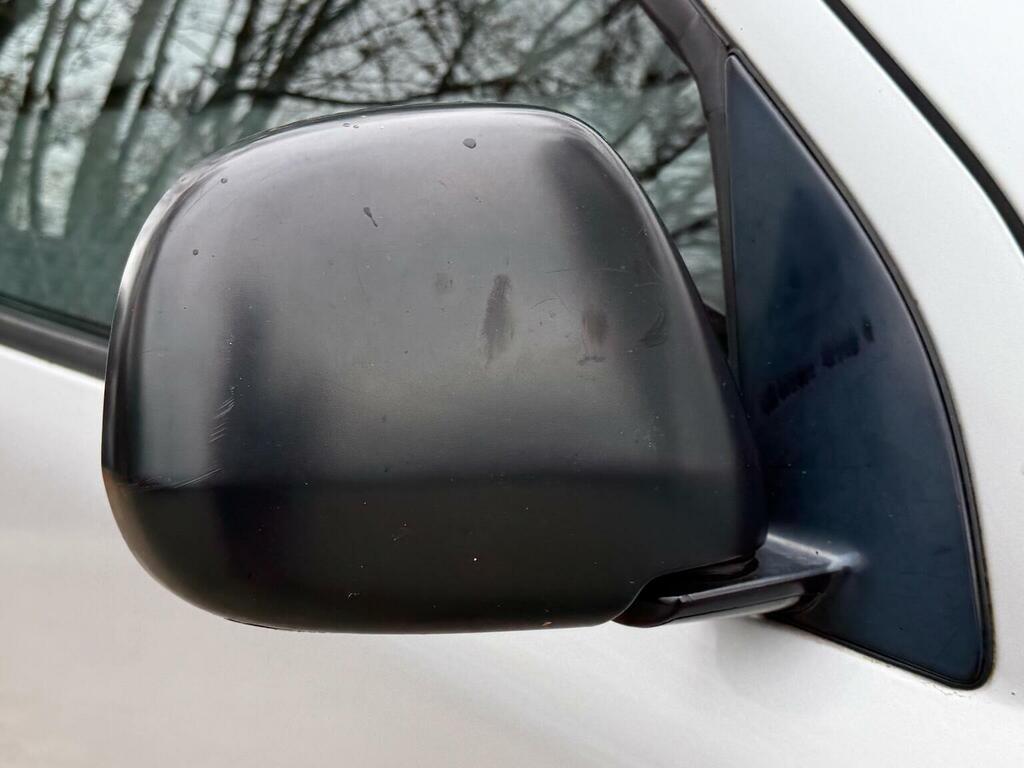 Toyota HiAce 2.4 2001 Silver #7