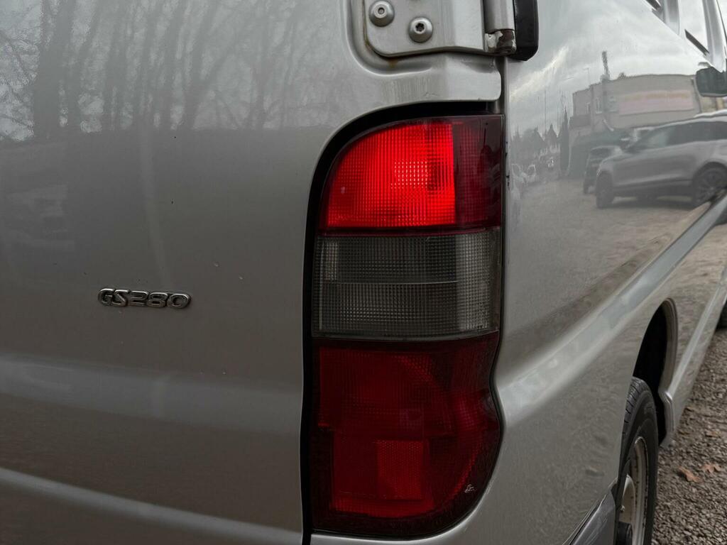 Toyota HiAce 2.4 2001 Silver #12