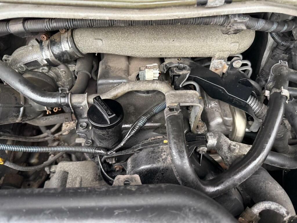 Toyota HiAce 2.4 2001 Silver #47