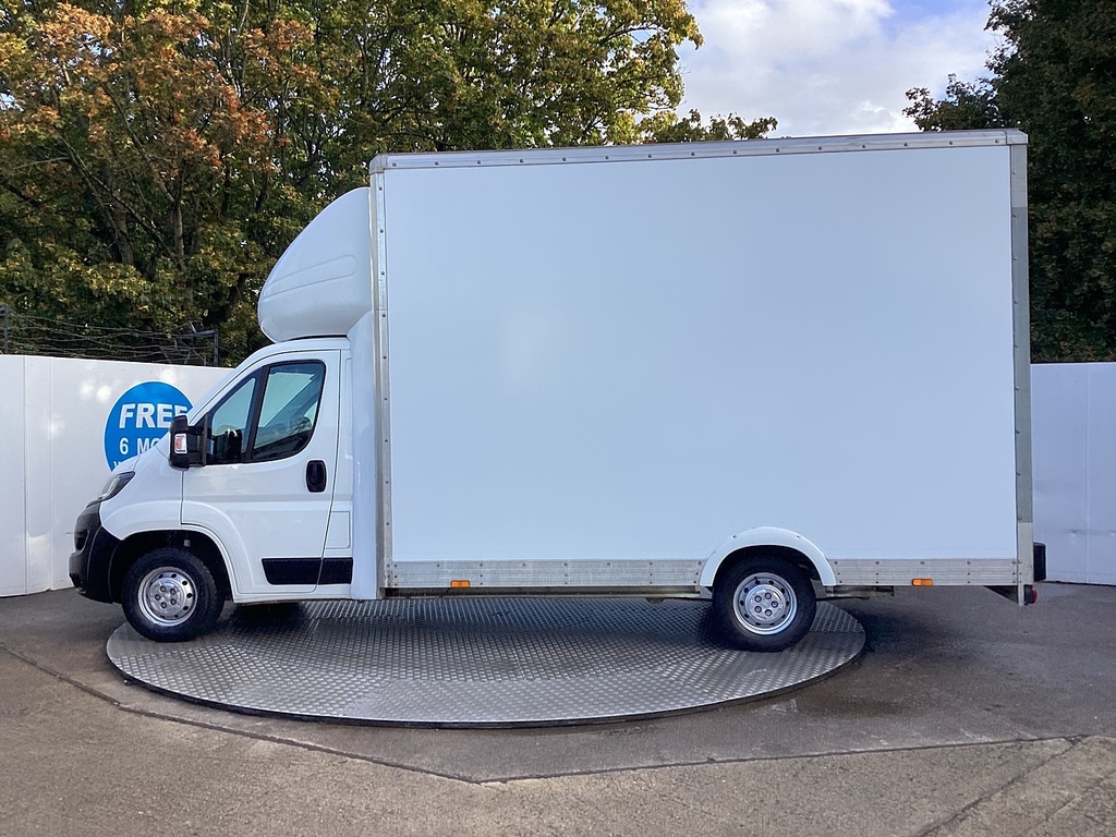 Peugeot Boxer 335 Lo Loader Luton A C Euro 6 L13ft 6 U7432 U White #4