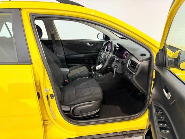 Kia Stonic 1.0 T-gdi 2 Suv Euro 6 S S 99 Yellow