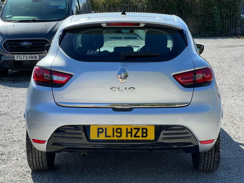Renault Clio Hatchback PL19HZB Silver #4