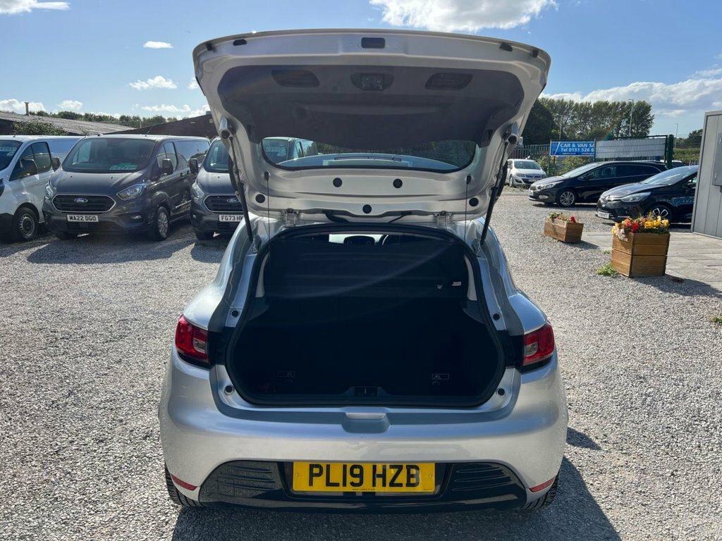 Renault Clio Hatchback PL19HZB Silver #5