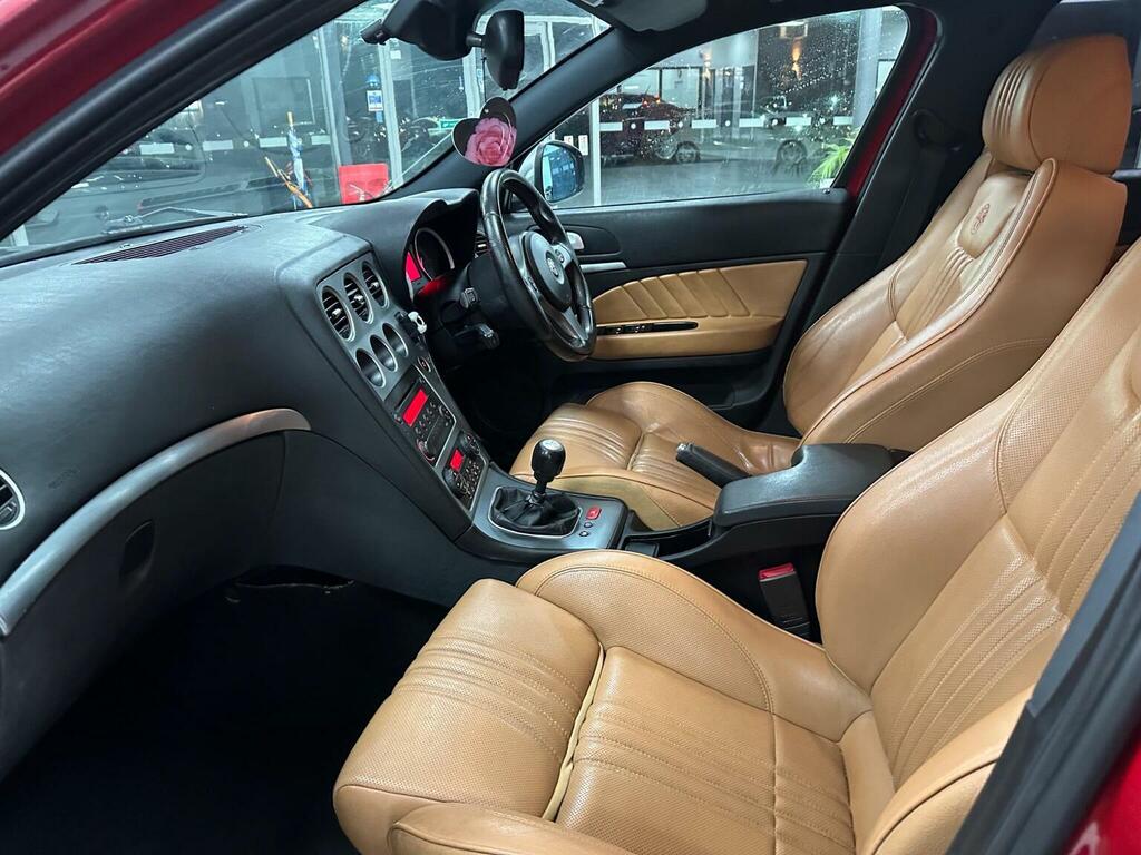 Alfa Romeo 159  Black #32