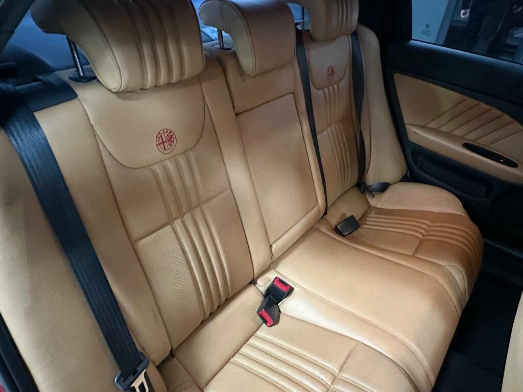Alfa Romeo 159  Black #27