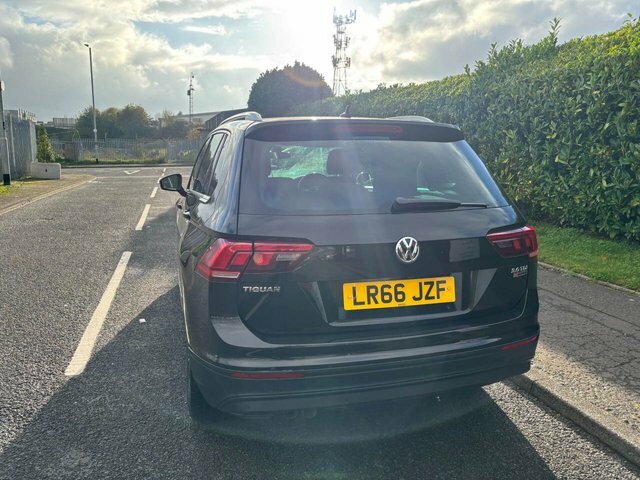 Volkswagen Tiguan Tdi Bluemotion Tech Se LR66JZF Black #5