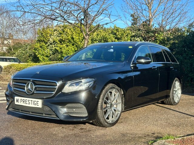 Mercedes-Benz E Class Estate KW69CTZ Black #3