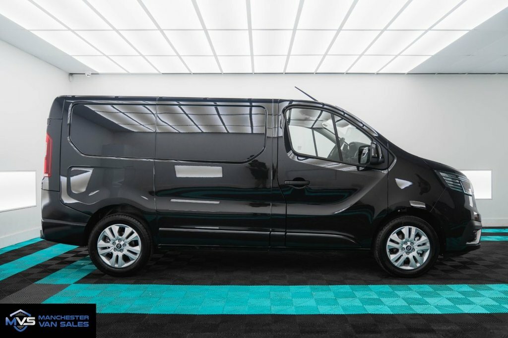 Renault Trafic Mpv Black #3