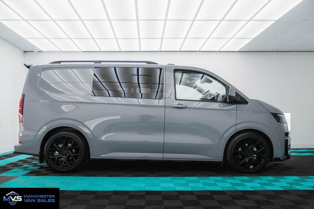 Volkswagen Transporter Combi  Grey #2