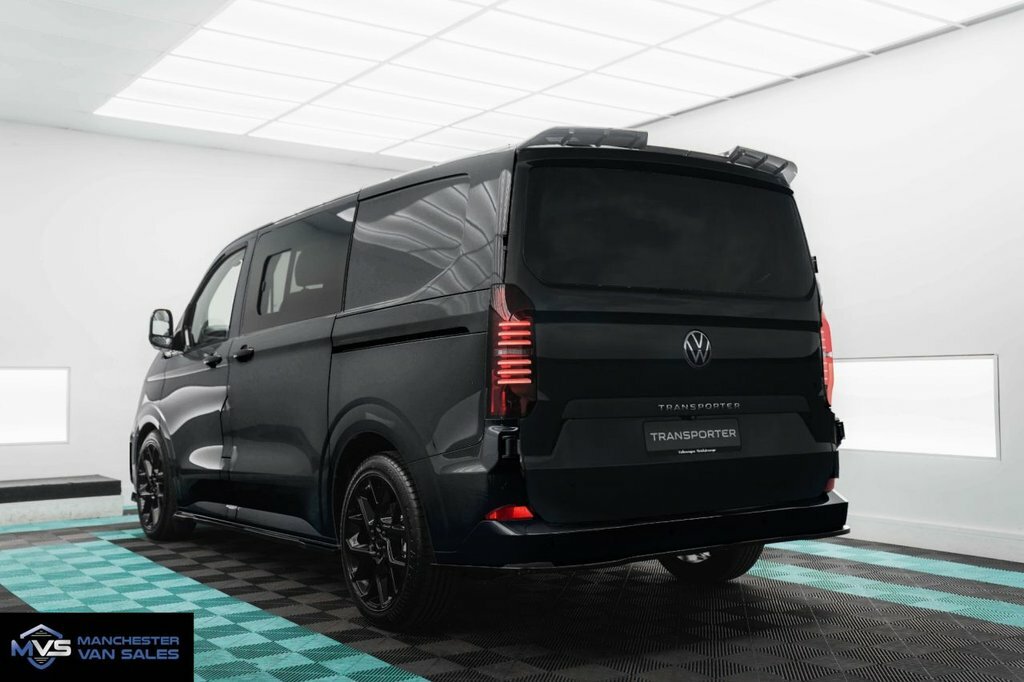 Volkswagen Transporter Combi Black #5