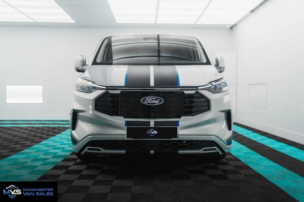Ford Transit Custom 2L Sport Silver