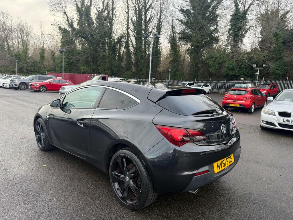 Vauxhall Astra GTC 1.4T 16V Sri Yellow #5