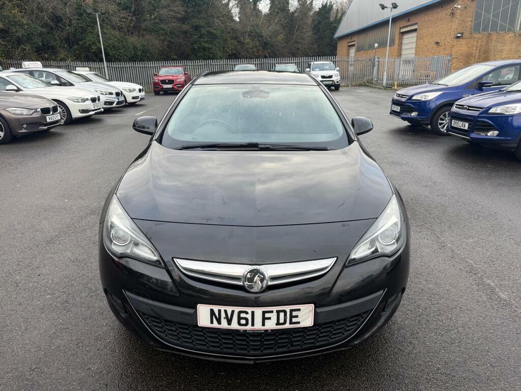 Vauxhall Astra GTC 1.4T 16V Sri Yellow #8
