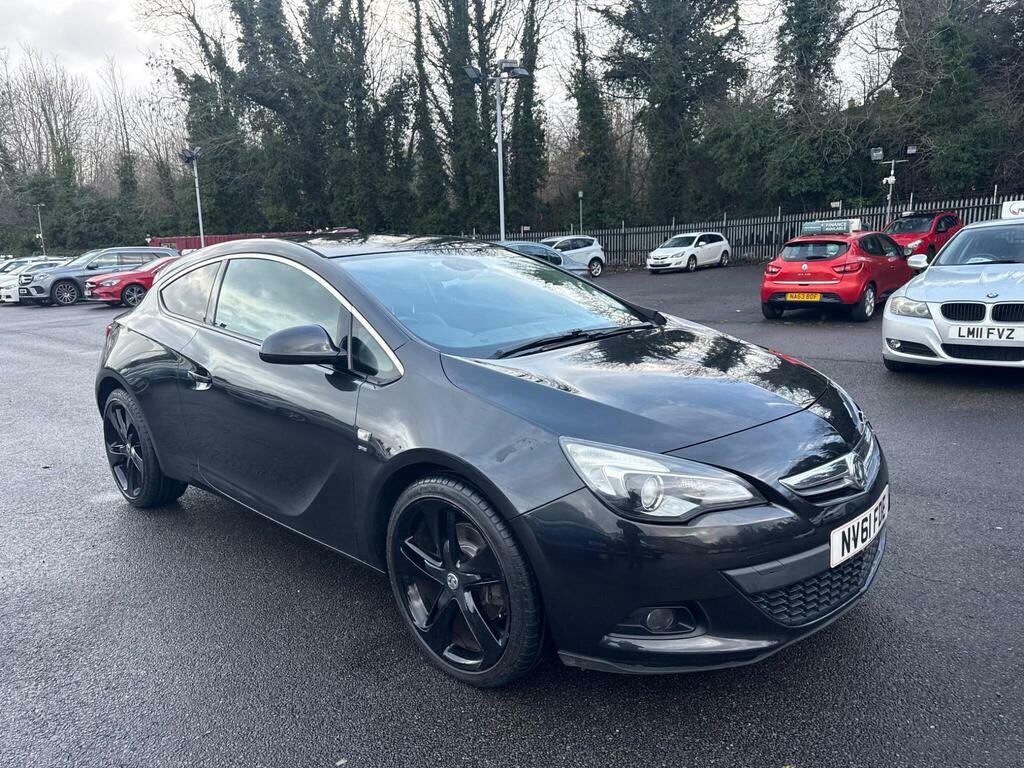 Vauxhall Astra GTC 1.4T 16V Sri Yellow #1