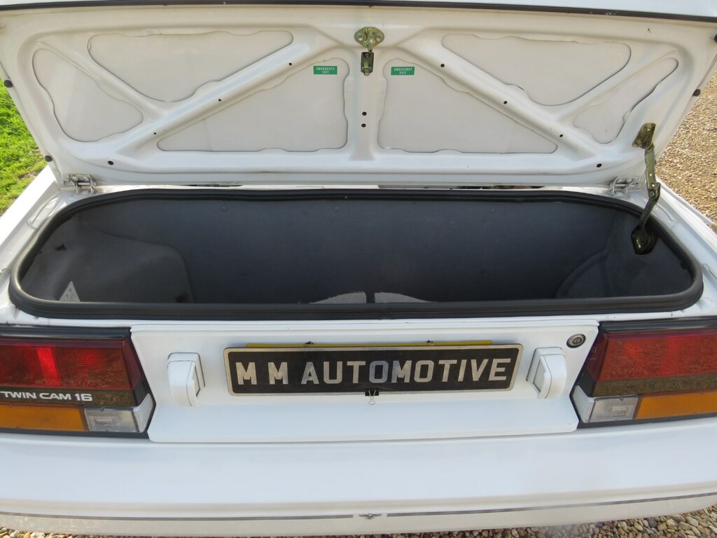 Toyota MR2  White #48