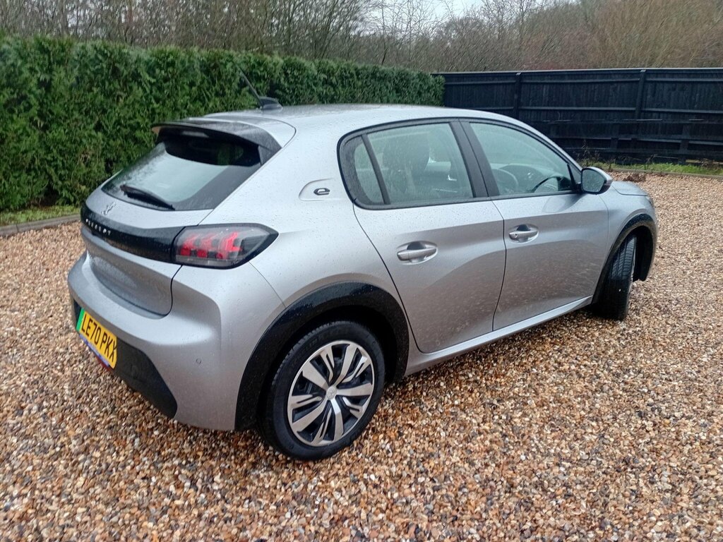 Peugeot e-208 50Kwh Active  #3