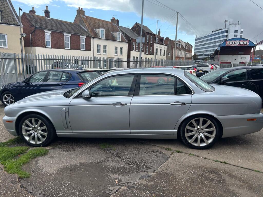 Jaguar XJ Saloon 2.7 Td Executive 2008 Silver #5