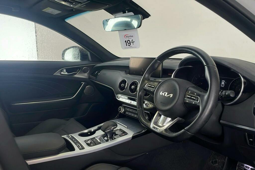Kia Stinger 3.3 T-gdi 361 Gt S Black #11