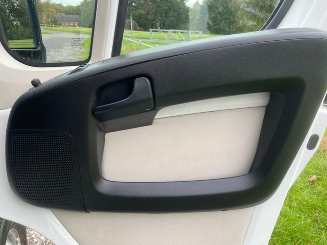 Citroen Relay 2.0Hdi 3.5T. 4.5M. Low Loader Curtainside Luton Pe CN69FCG White #6