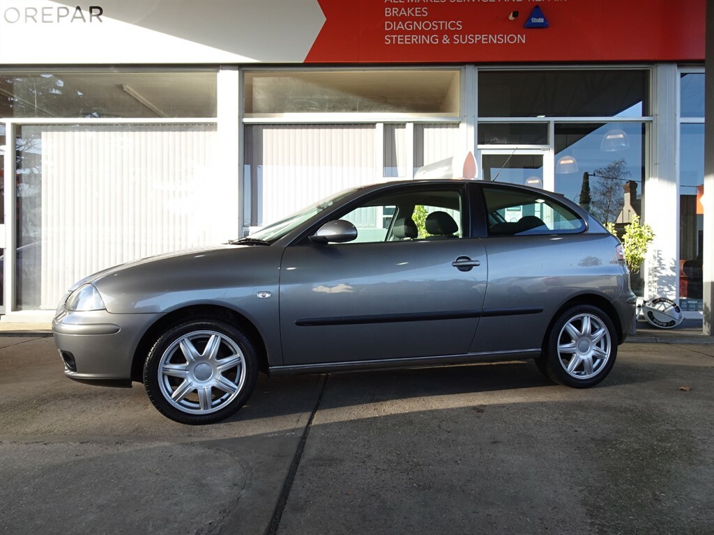 Seat Ibiza 1.4 16V Stylance Black #2