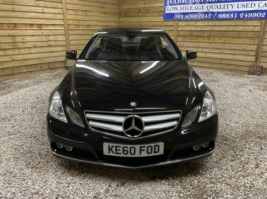 Mercedes-Benz E Class E200 Cgi Blueefficiency Se Black #2