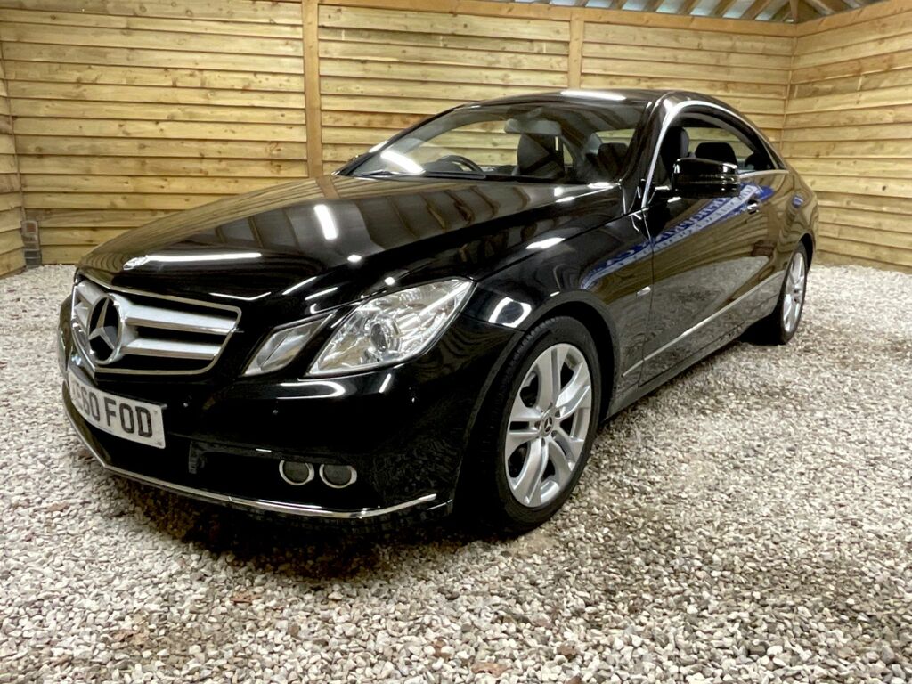Mercedes-Benz E Class E200 Cgi Blueefficiency Se Black #3