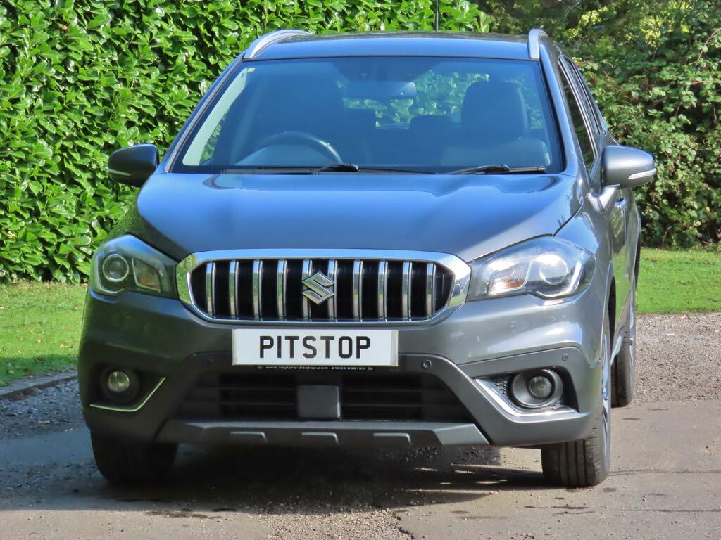 Suzuki SX4 Hatchback White #1