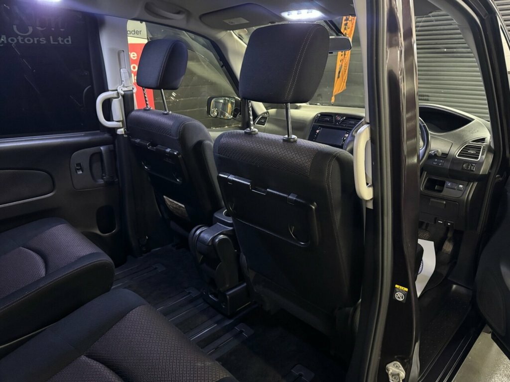 Nissan Serena Mpv - 8 Seater 2011 Grey #13